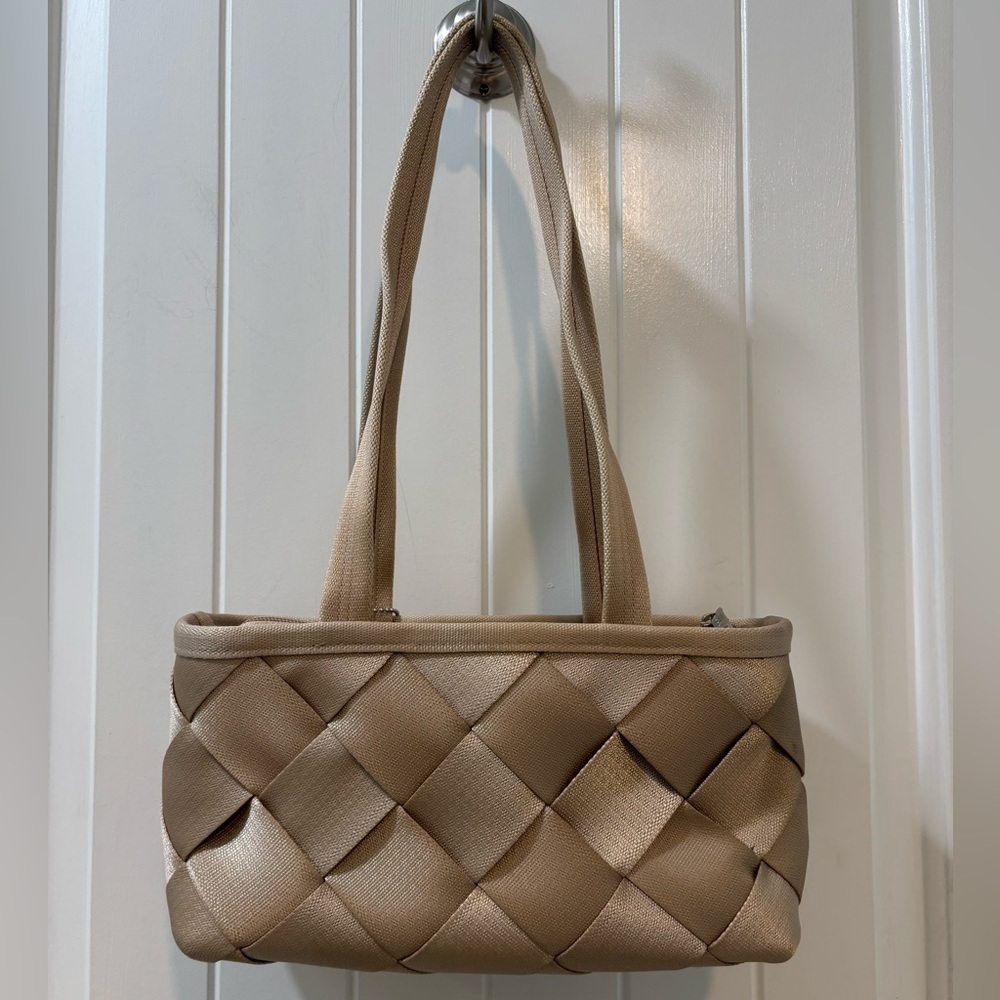 Maggie Bags Seat Belt Recycled Bag Shoulder Bag - Picture 3 of 5
